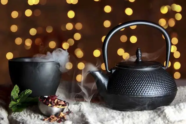 steaming hot green tea